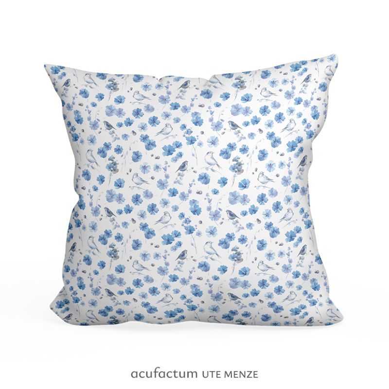 【145cm×50cm】ドイツ輸入生地　 ブルーの小花と鳥の生地　acufactum