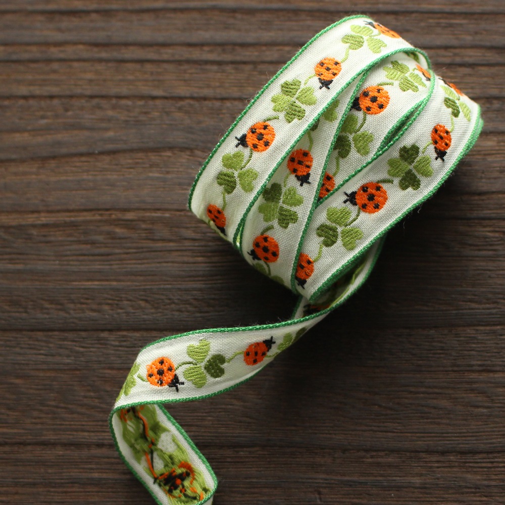 3963-18mm てんとう虫とクローバー柄チロリアンテープ・チロルテープ