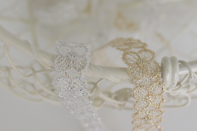 10mm/2色】MOKUBA62413 MOKUBA62414/00 4花弁のメタリックチュールレース