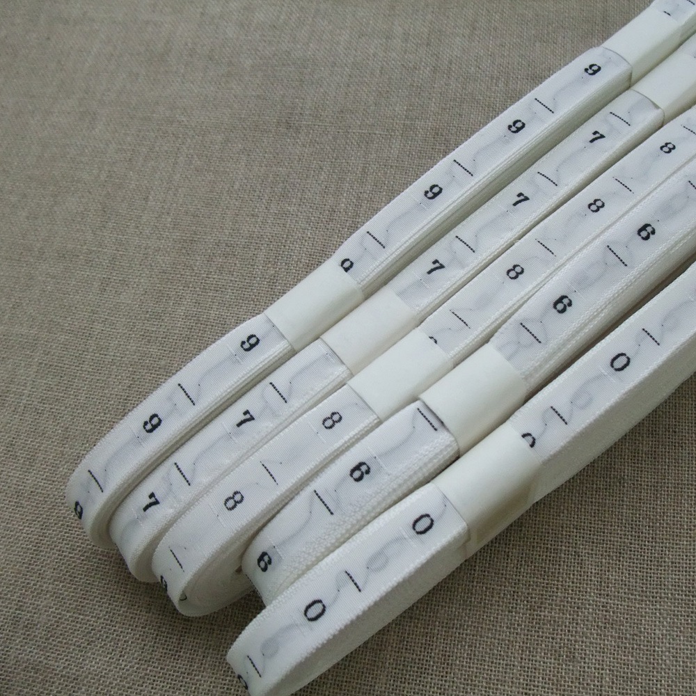 白【数字】商品タグ サイズ　刺繍タイプの挟み込み式　1本1000枚入り