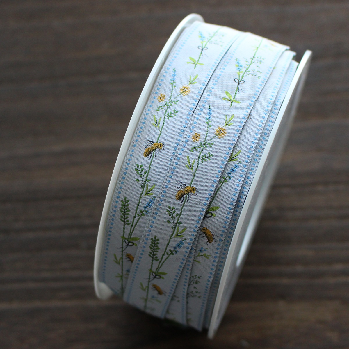 acufactumアクファクトゥム【50cm単位】約幅16mm-縦柄/草原のみつばち柄ジャガードリボン　チロリアンテープ