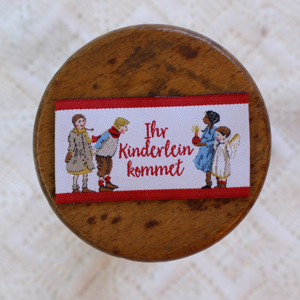 acufactum351】 約3cm×約5.5cm-子供のもとに訪れる天使たちの