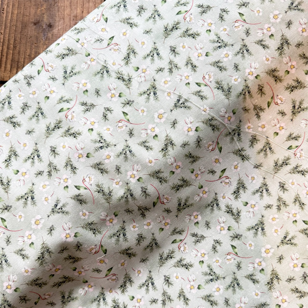 【145cm×50cm】ドイツ輸入生地 acufactum976 ミニクリスマスローズの生地/グリーン