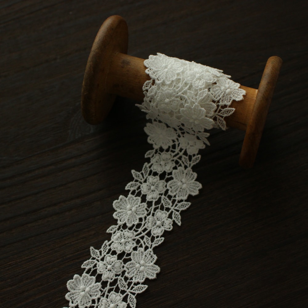 50cm単位】25483 幅約44mmコットン国産ケミカルレース 勿忘草風