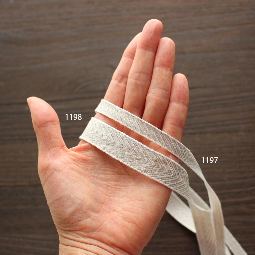 No,1198-18mm リネン100% ヘリンボーン柄リボン V字模様リネンリボン