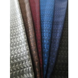 ACB001 先染めキュプラ（ベンベルグ（R)）　 三角柄ジャカード