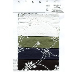7025-210-1 50ﾌﾞﾛｰﾄﾞ刺繍　花