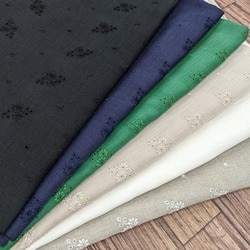 ON3976 60/1リネン刺繍 2inch 穴あき小花