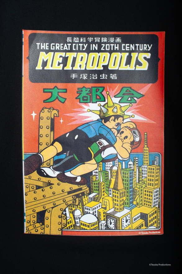 TEZUKA WORLD×SEVESKIG S/SL Tee Ver.メトロポリス BLACK