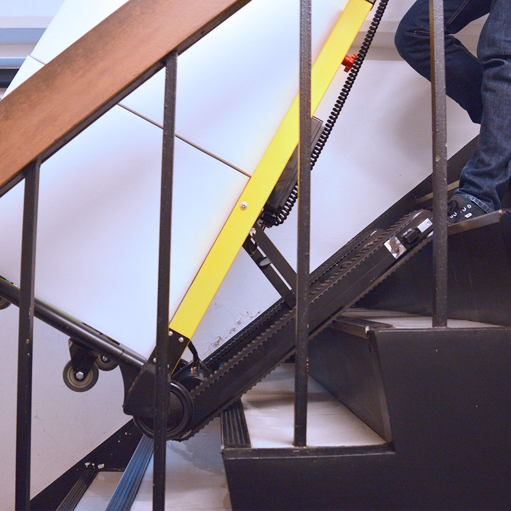 電動階段のぼれる台車 電動アシスト台車 サンコー株式会社 事業者向けネット仕入れ 卸 法人