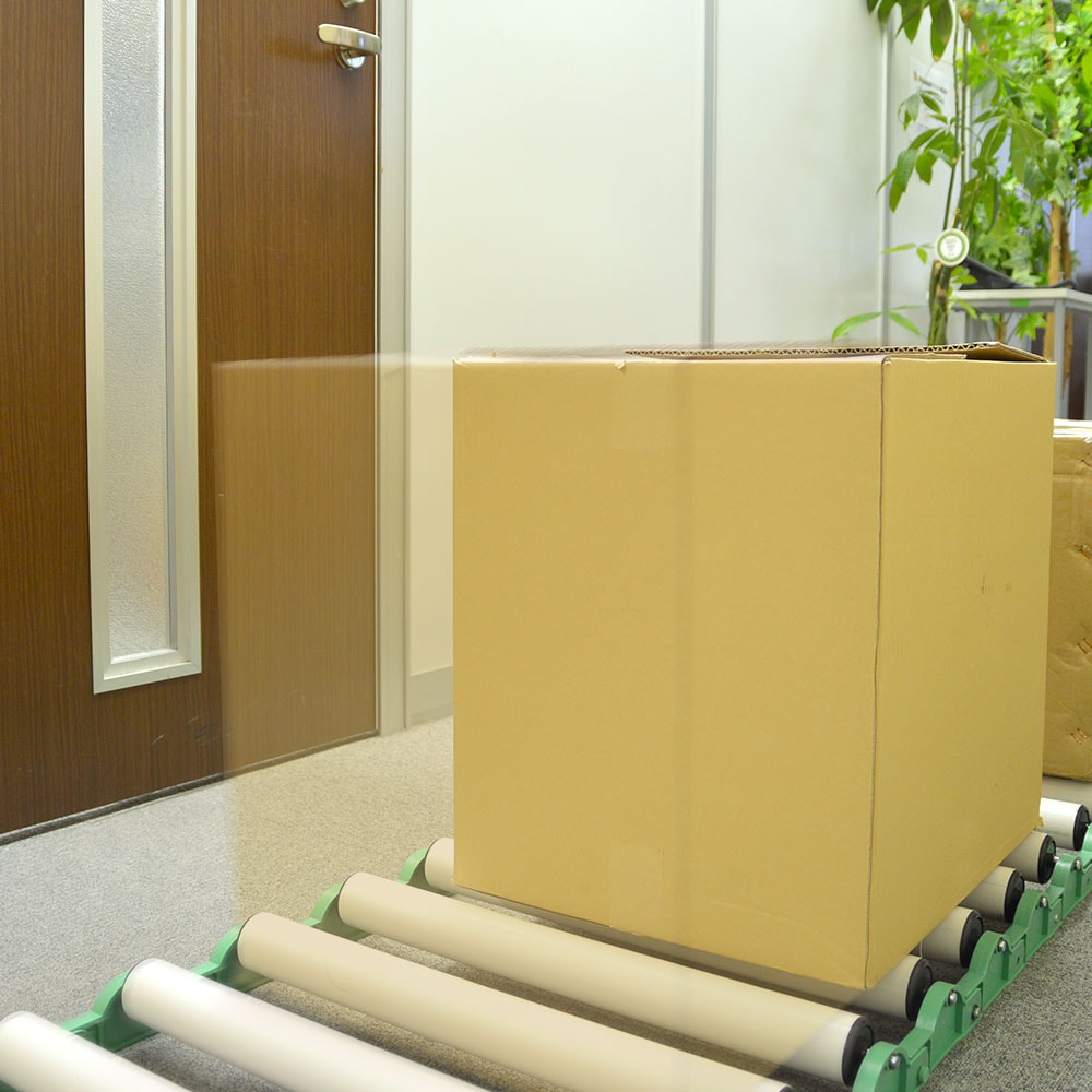 【C】カーブも段差も使える連結式ローラーコンベア[アウトレット]