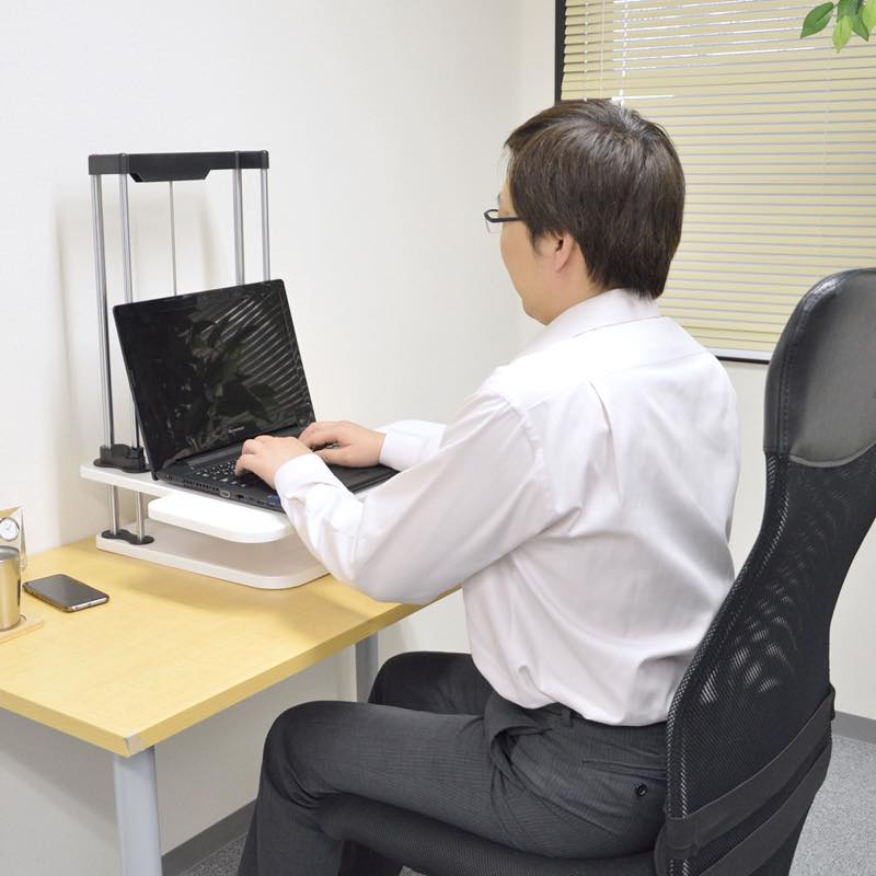 スタンディングデスクにもなるパソコン台 公式 サンコー通販オンラインショップ