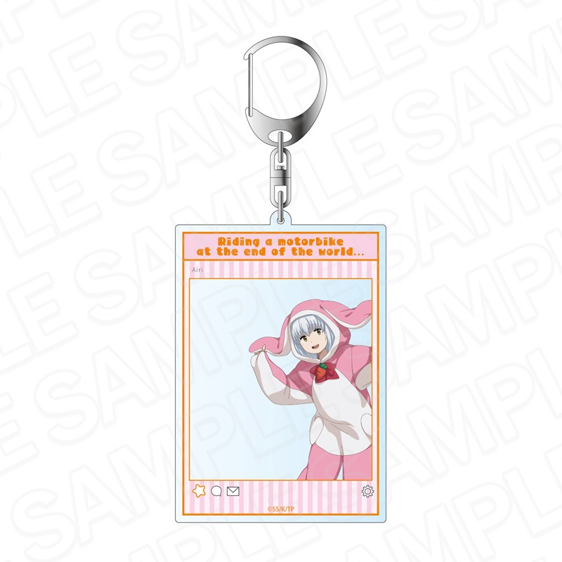 【予約受付2/19まで】アニメ「終末ツーリング」　SNS風アクリルキーホルダー　アイリ　もこもこパジャマ ver.【2026年4月中旬頃発売】