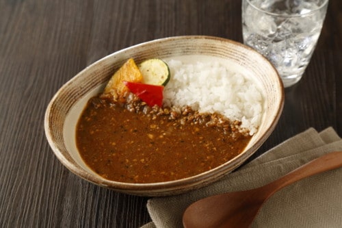 【産地取り寄せ商品】炭火焼肉たむら 新感覚のスパイスカレー (トンソンジャパン) | 43399(送料別)(n)