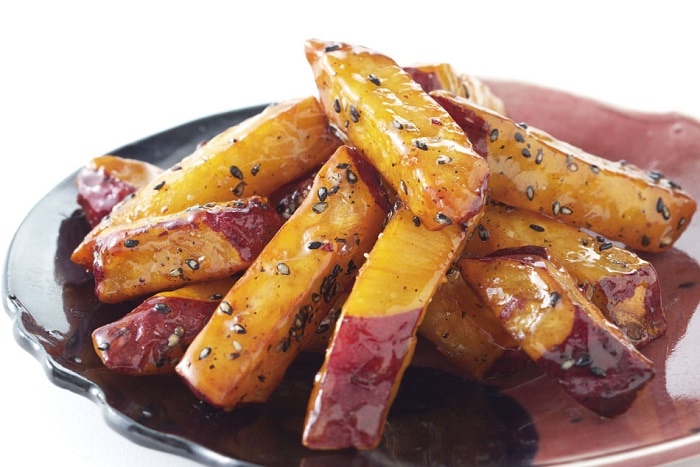 【産地取り寄せ商品】鳴門金時 芋棒 1kg (鳴門のいも屋) 冷凍 大学いも(n)