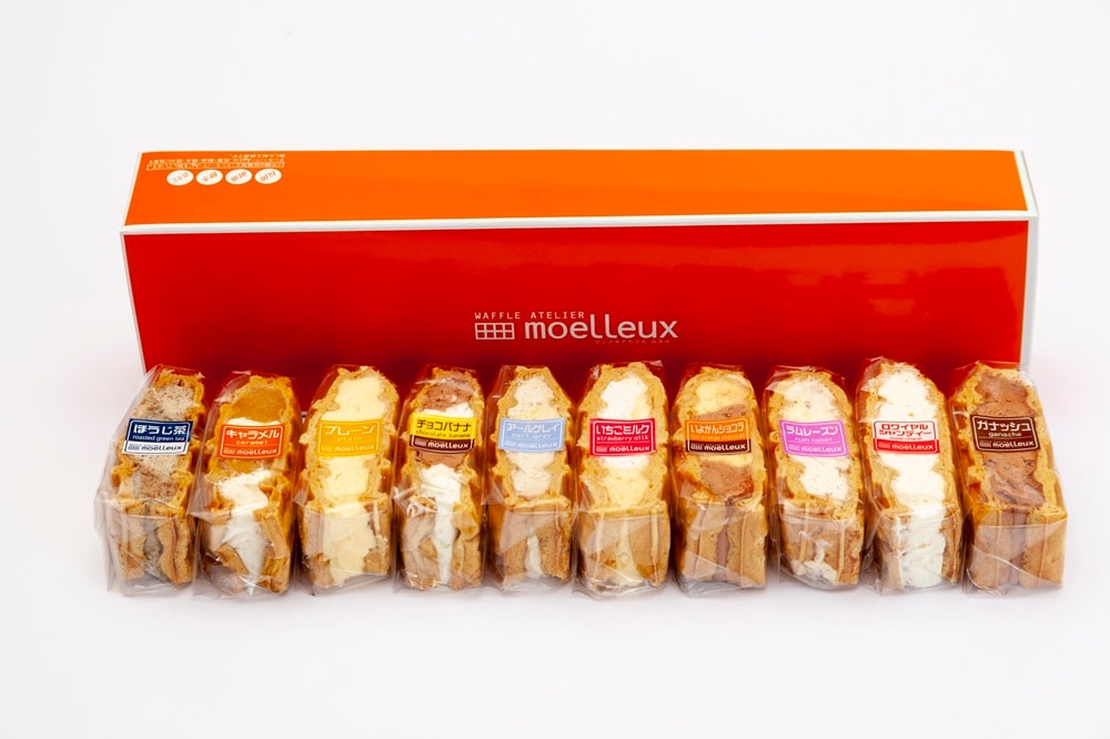 【産地取り寄せ商品】季節のワッフル　1０個セット ワッフルアトリエ　ムエル(送料別) | ＊画像はイメージです。季節によってフレーバーが変わります。(n)