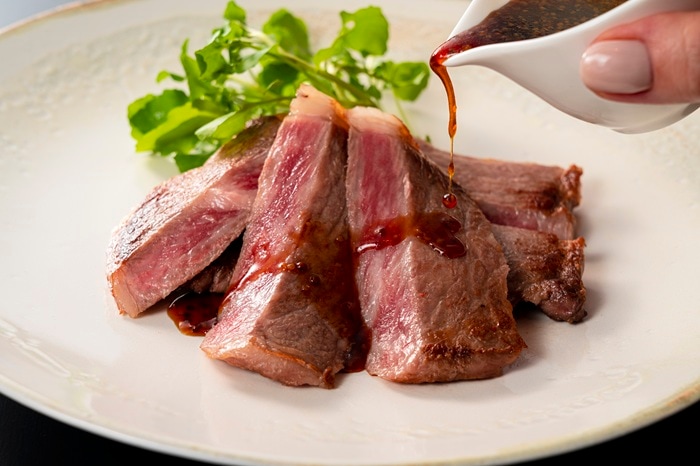 おかやま和牛肉ステーキ 600g　(石井食品)(冷凍)