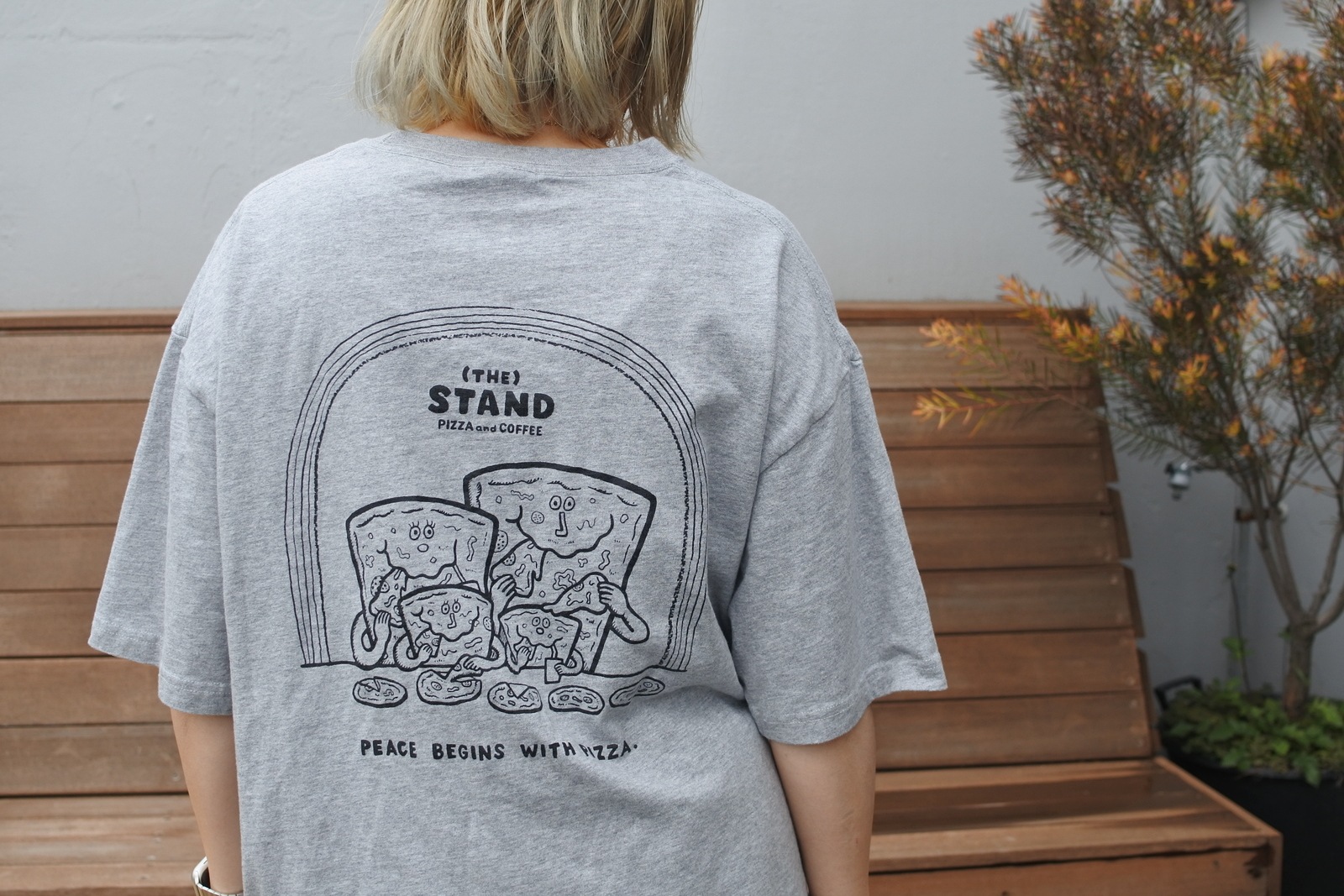 PIZZA FAMILY SHORT SLEEVE TEE