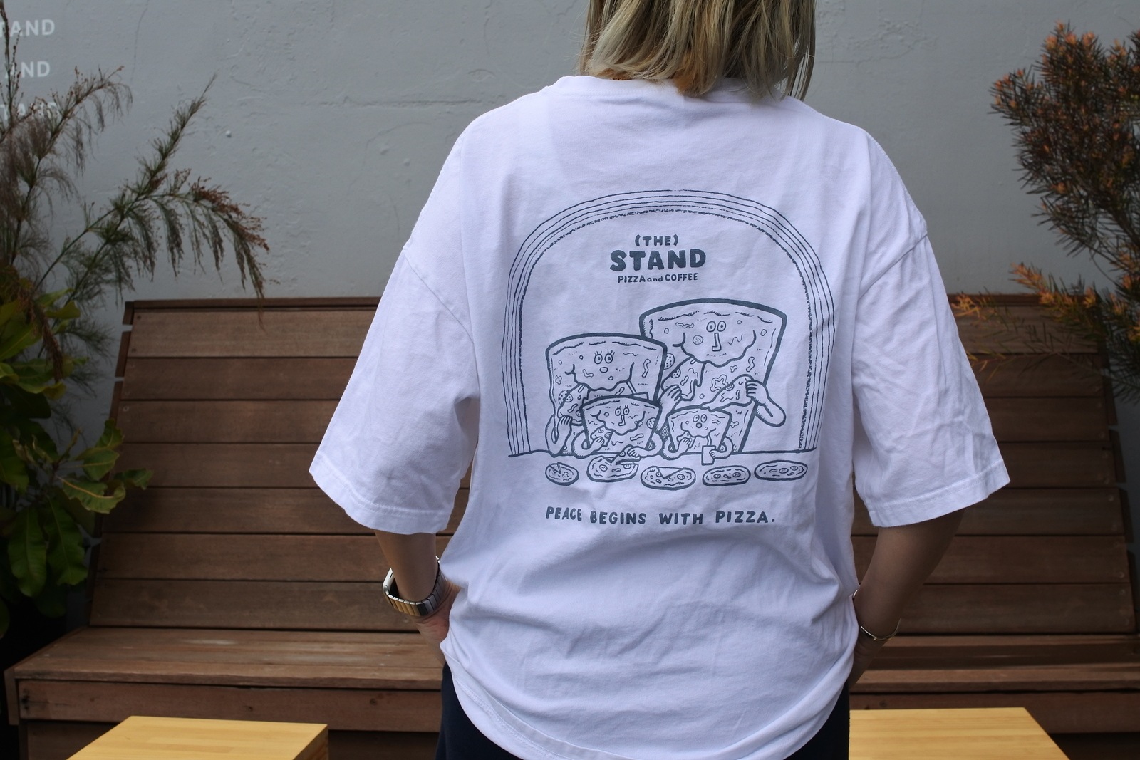 PIZZA FAMILY SHORT SLEEVE TEE