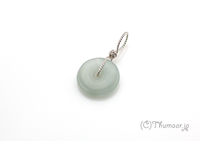 パワーストーン（翡翠、ガーネット、アメジスト）を繋いだスウィングペンダント パワーストーン（翡翠、ガーネット、アメジスト）を繋いだスウィング