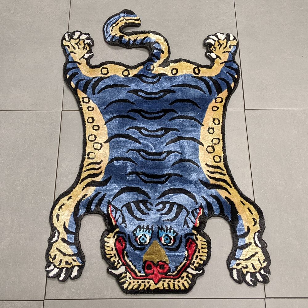 SALE ＜本物新品＞シルク チベタンタイガー BIG 約144センチ Tibetan Tiger Rug (XSサイズ シルク ロイヤルブルー 035