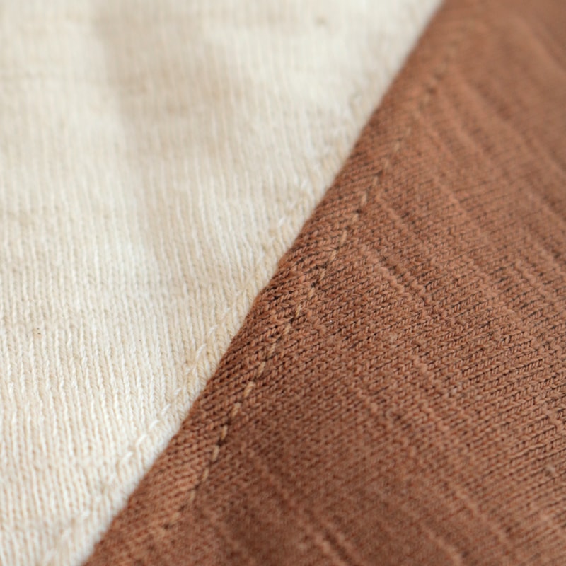 te001LT-CR34 HDCS LIGHT RAGLAN 3/4 CREW-T NATURAL × COCOA BROWN