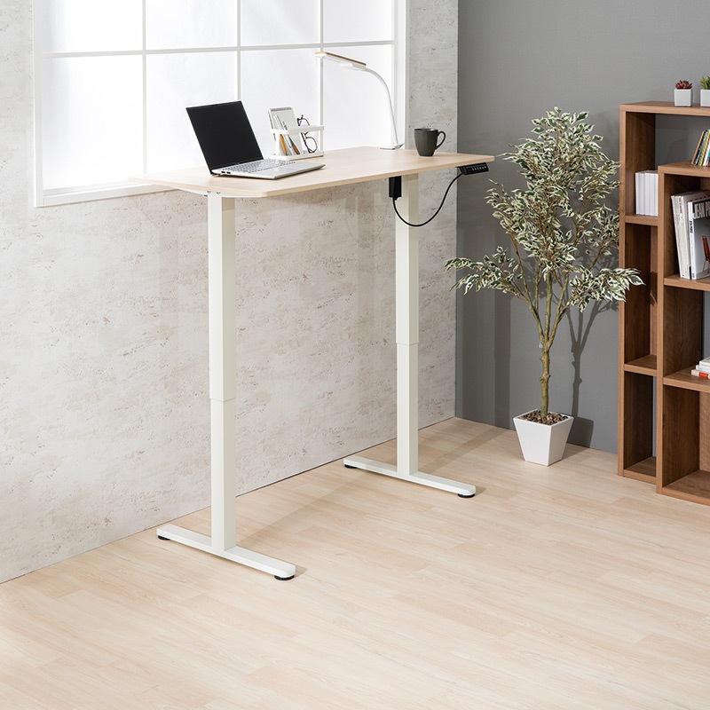 名無し【美品・6月中旬まで期間限定・格安】電動昇降デスク 120×51cm 山善 電動 昇降デスク メモリー機能付き 2モーター 幅100 奥行70
