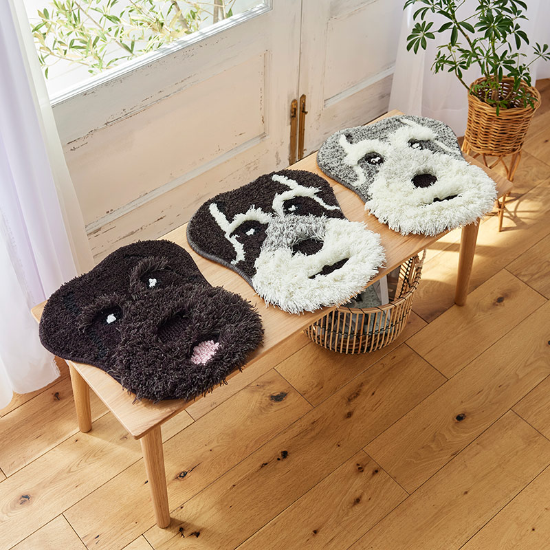 アクセントマット イヌカオ シュナウザー BKの通販｜東京インテリア