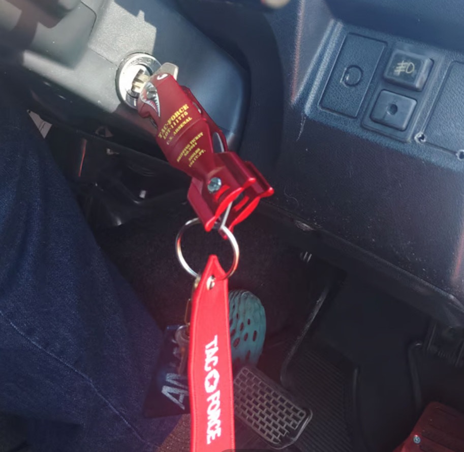 Shark Bomb KEY MARIE