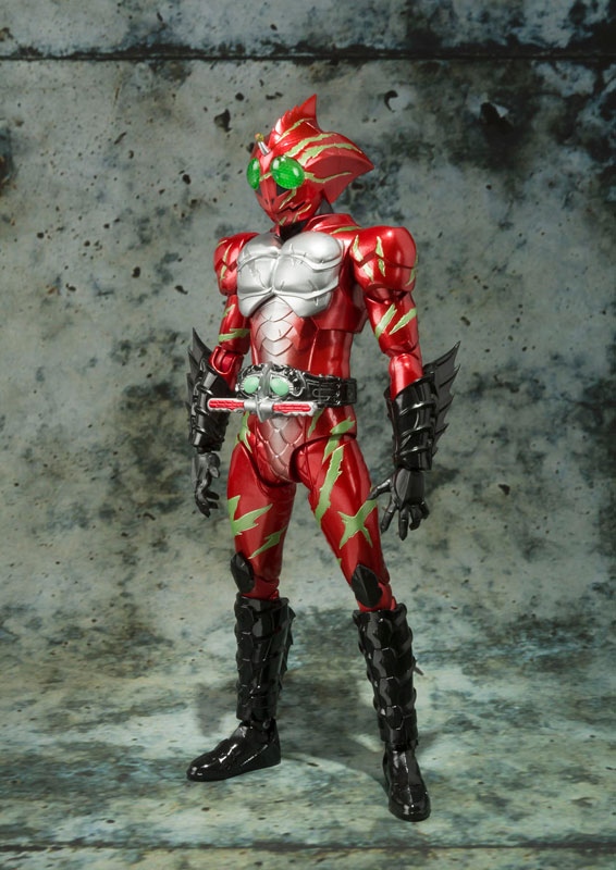 S.H.フィギュアーツ 仮面ライダーアマゾンアルファ