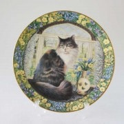 ロイヤルドルトン レズリー・アン・アイボリー猫の絵皿プレート CATS IN THE WINDOW スプリング編