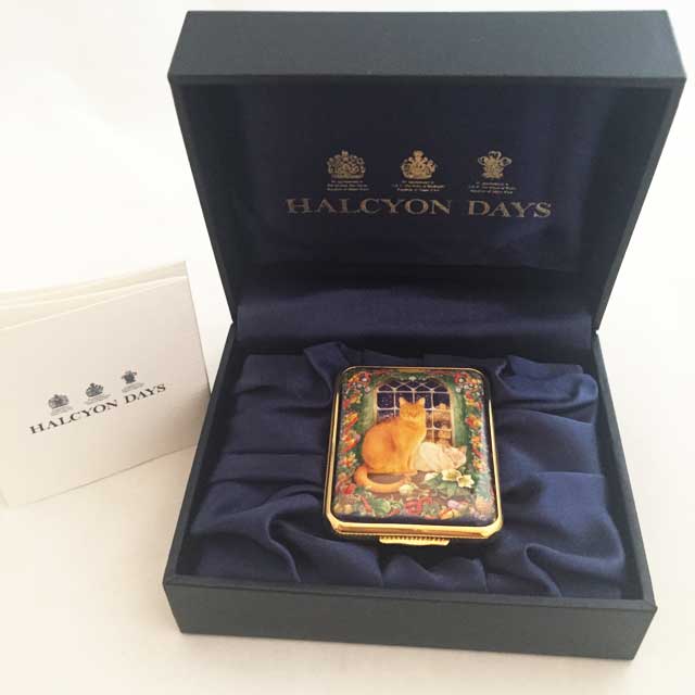 HALCYON DAYS エナメルボックス レズリーアンアイボリー 2017年限定品 