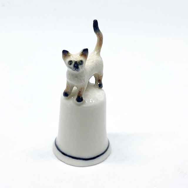 フランス KLIMA社 尻尾立ちのシャム猫のシンブル・指ぬき・ミニチュア