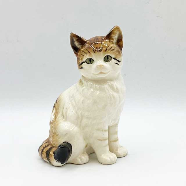 ヴィンテージ チャトラ白猫のフィギュリン日本製　里帰品