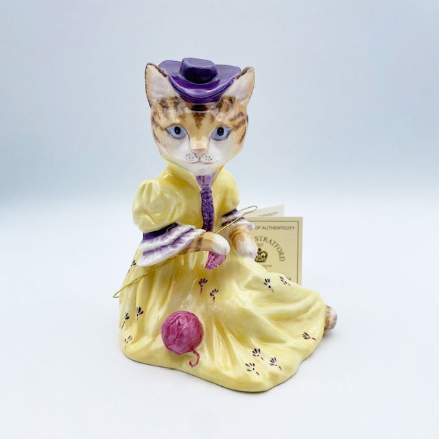 Royale Stratford　擬人化猫のフィギュリン　Miss Cat　2500個限定　シリアルナンバー入り