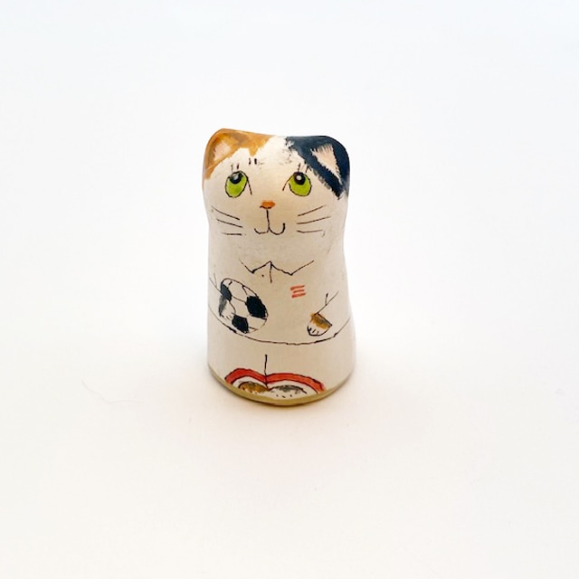 イギリス 素焼きのミニ猫　シンブル サッカー選手　サッカーをする三毛猫  Merryfield Pottery