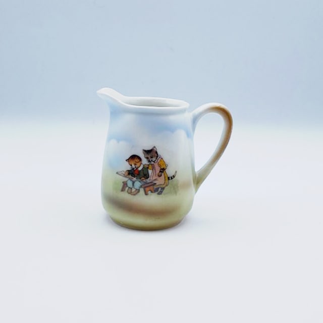 ドイツ 猫絵柄のナーサリーウェア　子供用ミルクピッチャー 1900年代初期  BAVARIA
