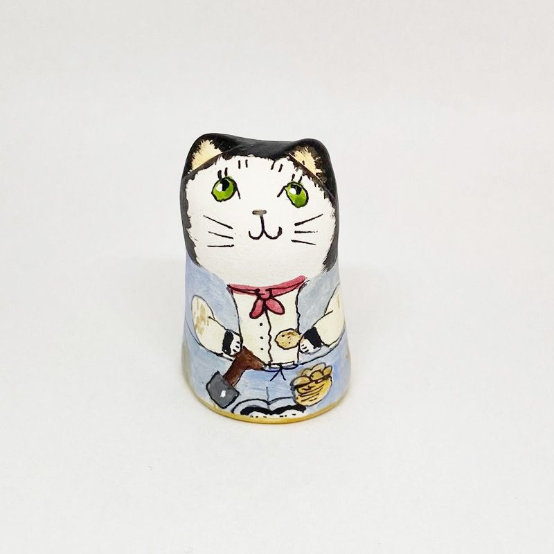 イギリス 素焼きのミニ猫　アロットメントガーディナー　収穫　黒白猫  Merryfield Pottery