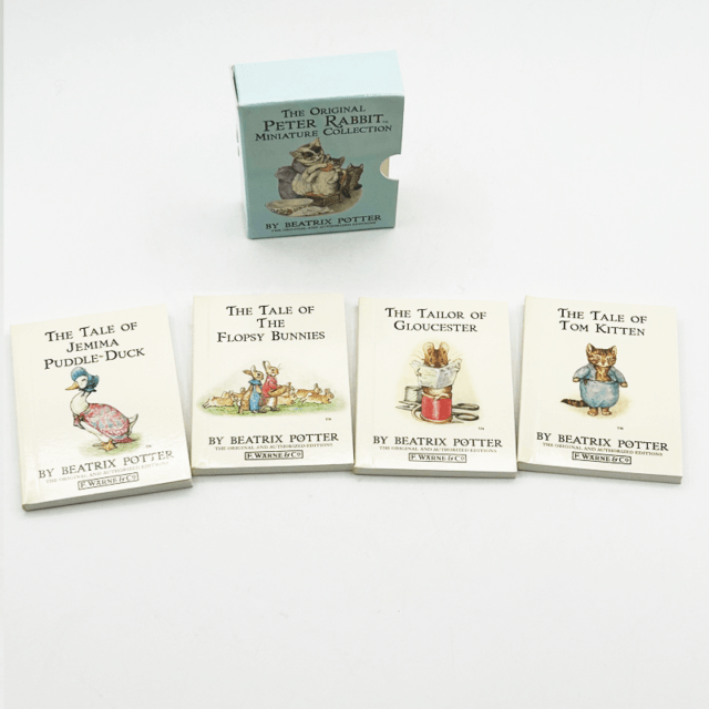 ビアトリクス・ポター　ピーターラビットシリーズ　ミニチュア本４冊入りセット（洋書）