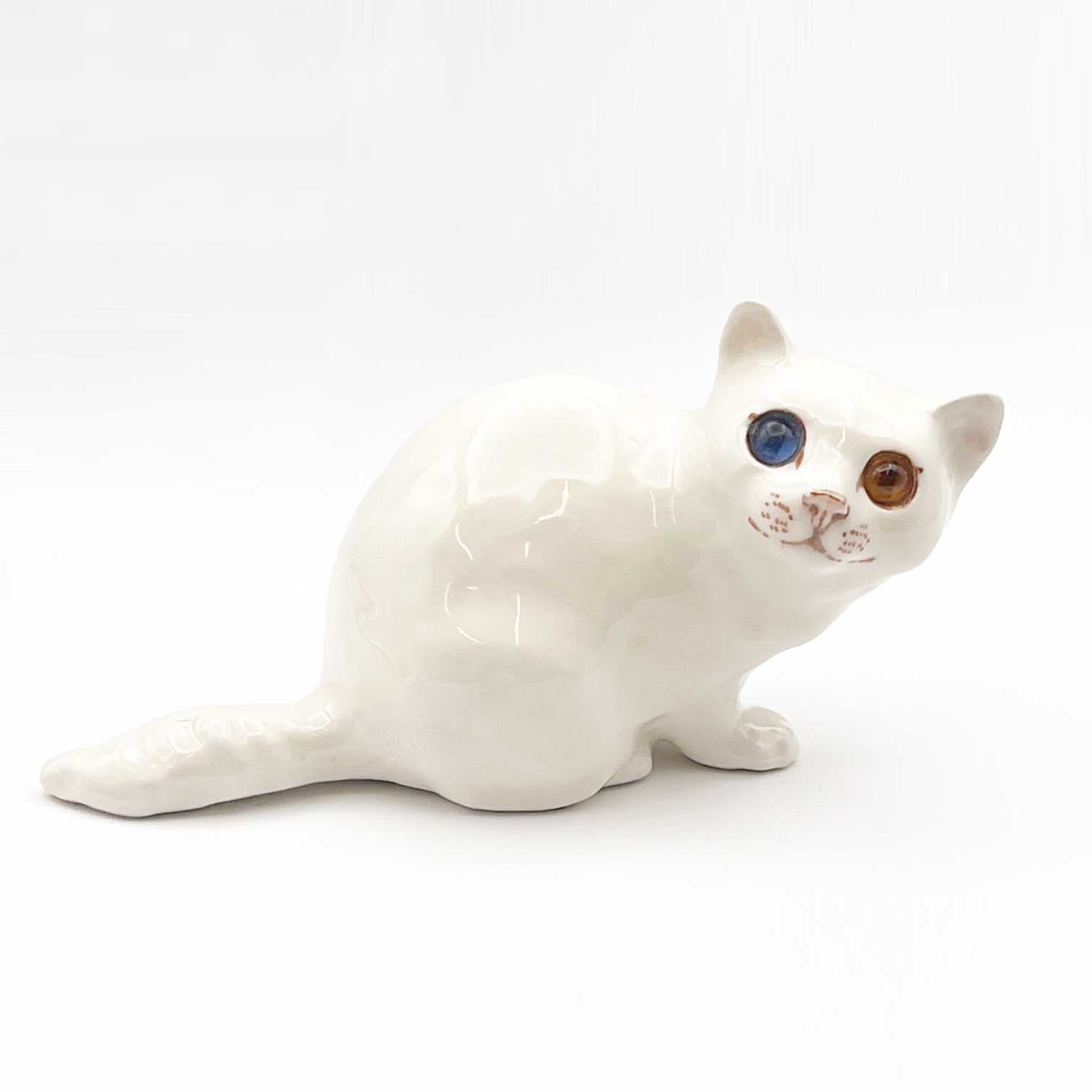 ウィンスタンレイキャット 丸っこいオッドアイの白猫 サイズ2 ケンジントンキャット