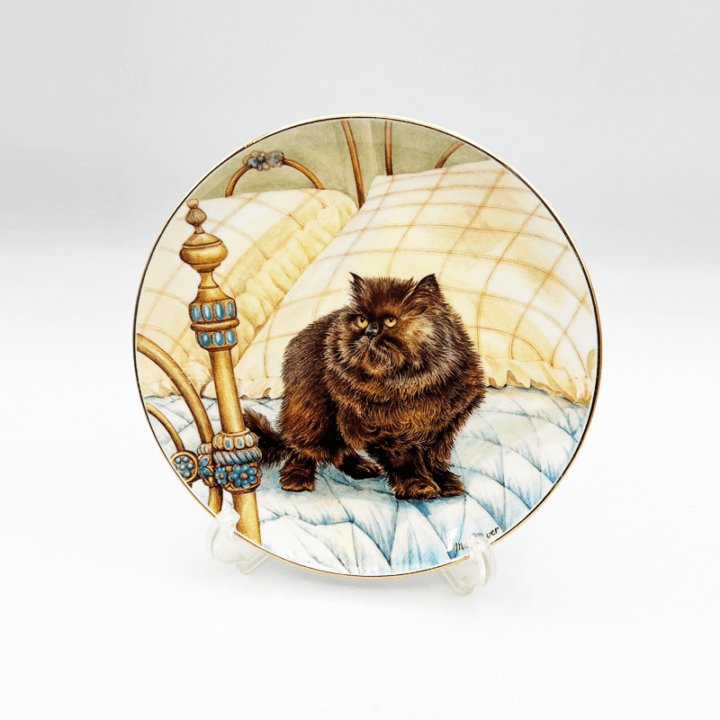 英国 Hudson & Middleton 猫の絵皿　エキゾチック風長毛黒猫ちゃん　ブラックペルシャ