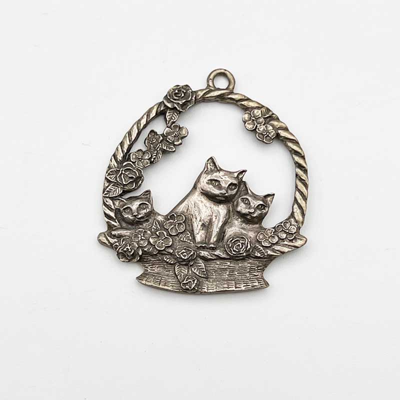 Seagull Pewter　3匹のかごに入った猫のオーナメント 1987年