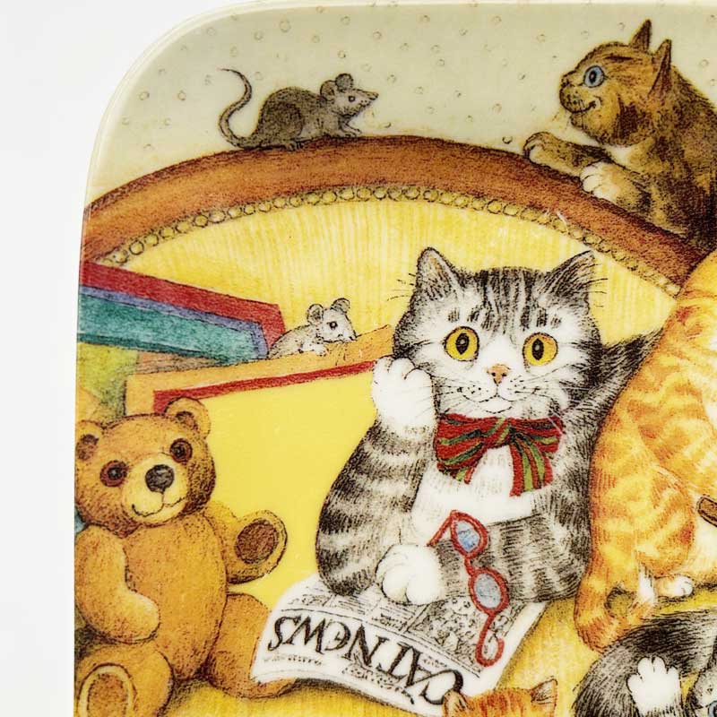 GISELEA BUOMBERGER  猫ファミリーの楽しいティータイム　スクエア型絵皿　ドイツ製