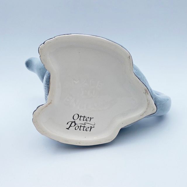 Otter Potter ルイスウェインモチーフ グレイ猫のティーポット 英国製