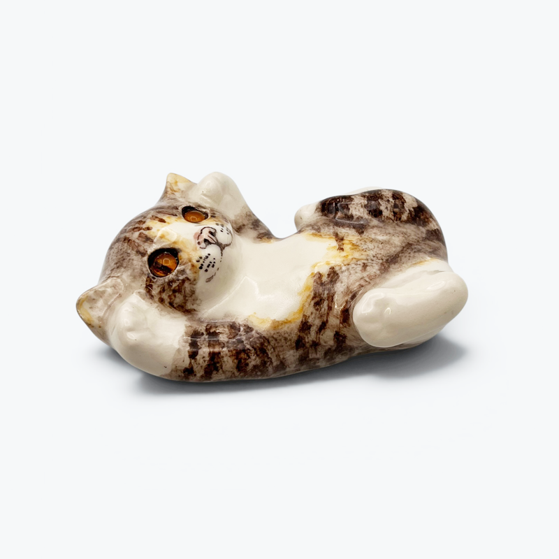 ウィンスタンレイキャット ごろんポーズキジサバトラ白猫　ケンジントンキャット Winstanley