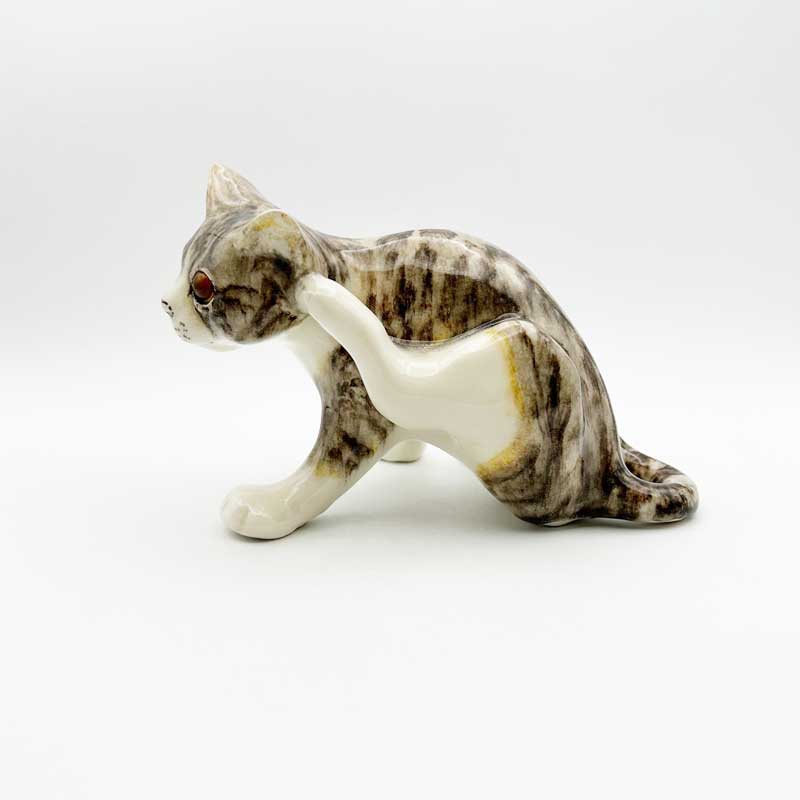 ☘️サイズ「5」☘️　ウィンスタンレイキャット　キジトラお座り猫❣️ 英国陶器 Winstanley Cat ウィンスタンレイキャット 目が