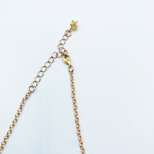 猫顔のビーズとフローライトのネックレス・ピアスのセット　Yukie Takahashi