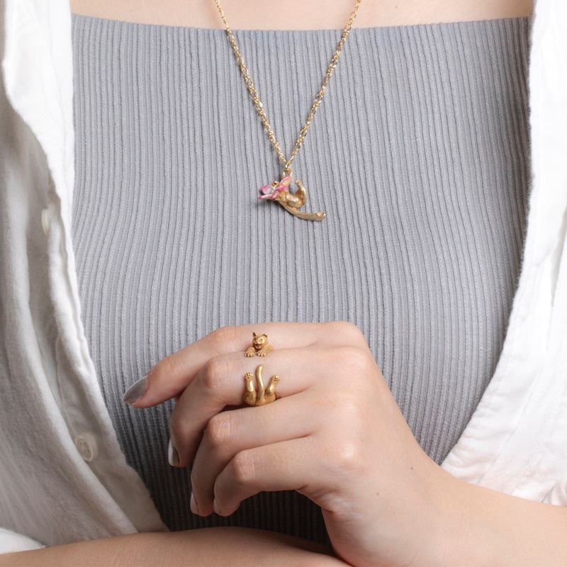 4F フィーアエフ　猫とお花のネックレス　むぎゅっと　日本製　ピューター