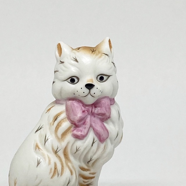 フランクリンミント Staffordshire Curio Cabinetシリーズ 猫フィギュリン  1986年