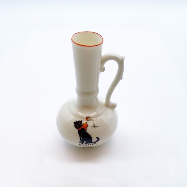 GOOD LUCK BLACK CAT　幸運の黒猫 曲線がきれいな花瓶・壺  1900年代初～中期　グッドラックブラックキャット　